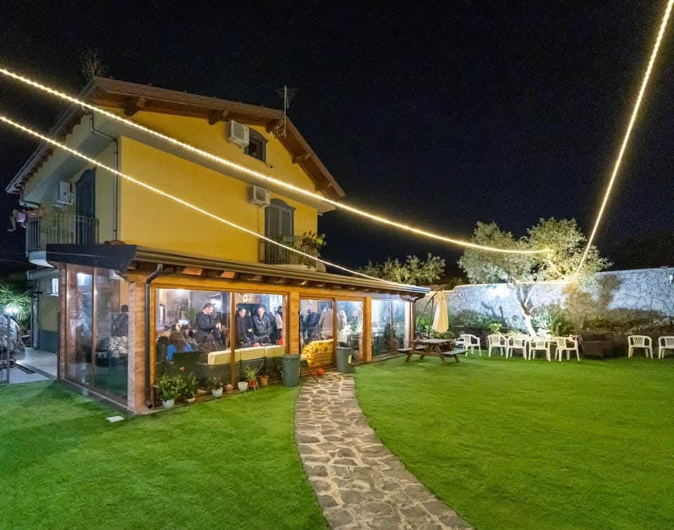 LOCATION CON GIARDINO MASCALUCIA